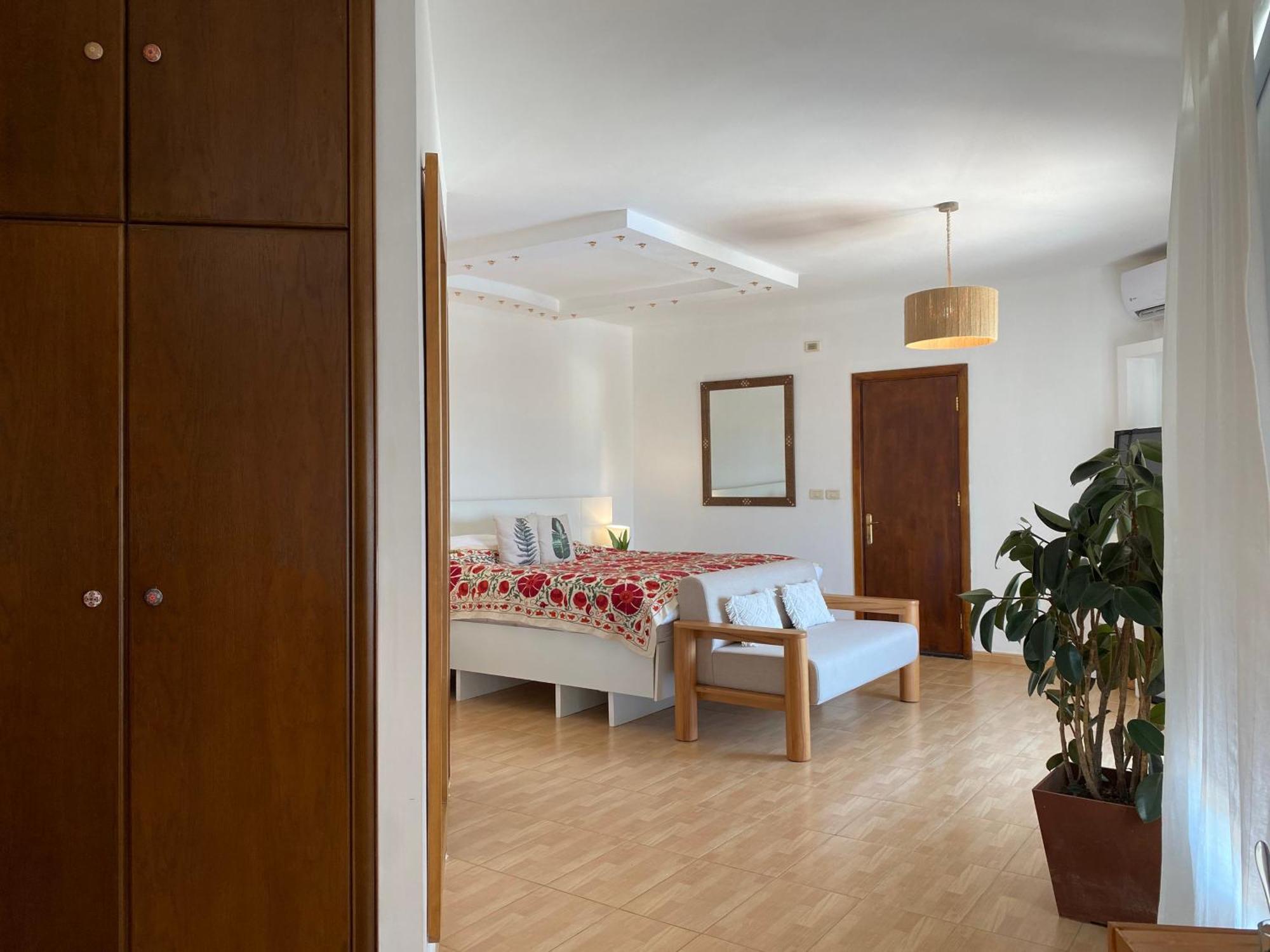 The Precious Guesthouse Sweimeh ภายนอก รูปภาพ