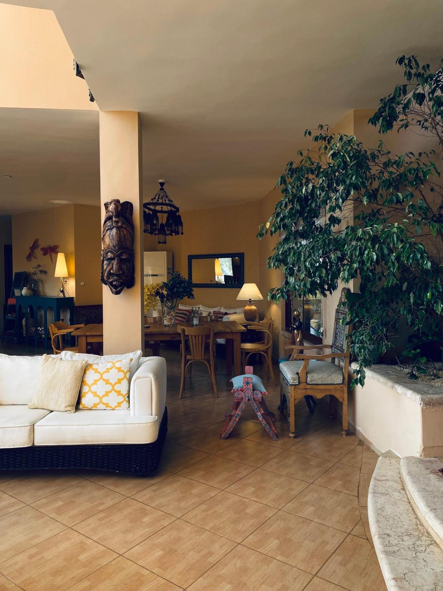 The Precious Guesthouse Sweimeh ภายนอก รูปภาพ